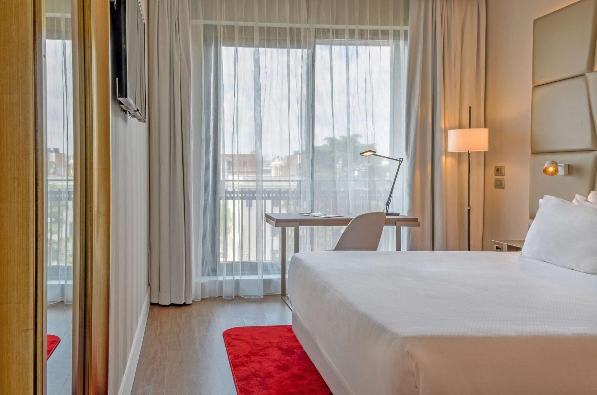 Hotel Nh Collection Centro 4*